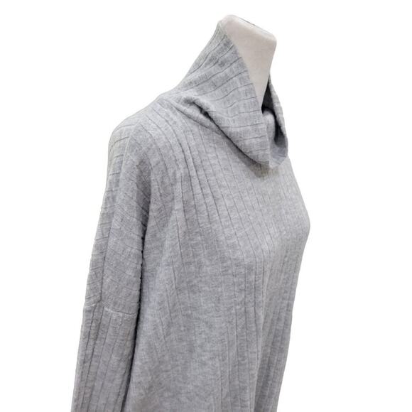 Out From Under Women's Turtleneck Sweater Grey Size Small Tunic Pullover‎ - Picture 9 of 10